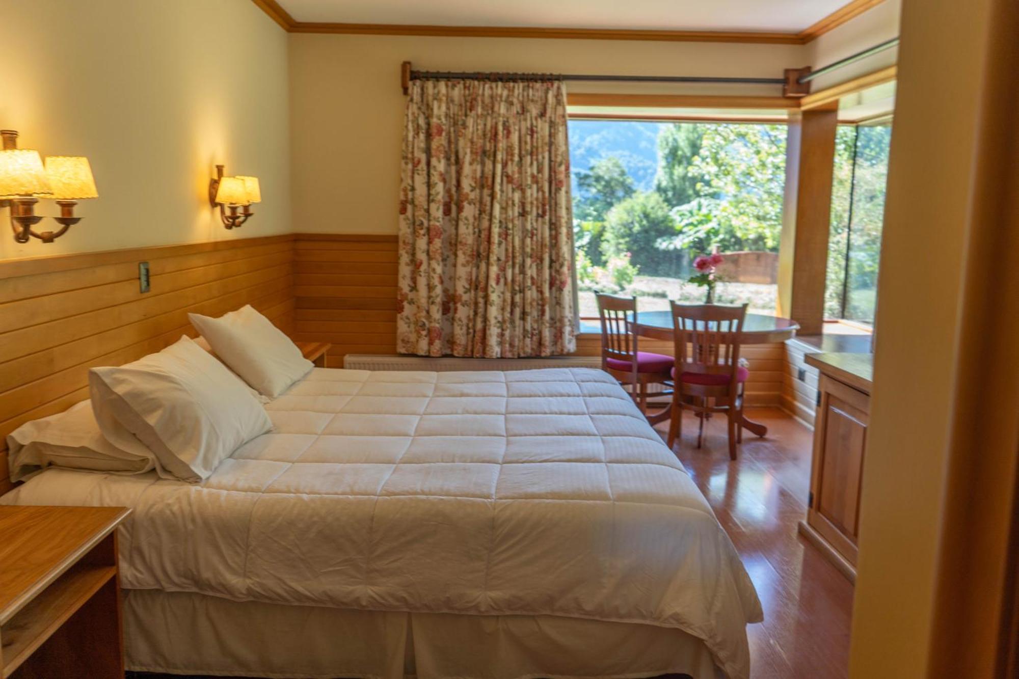 Hotel Natura Peulla 外观 照片